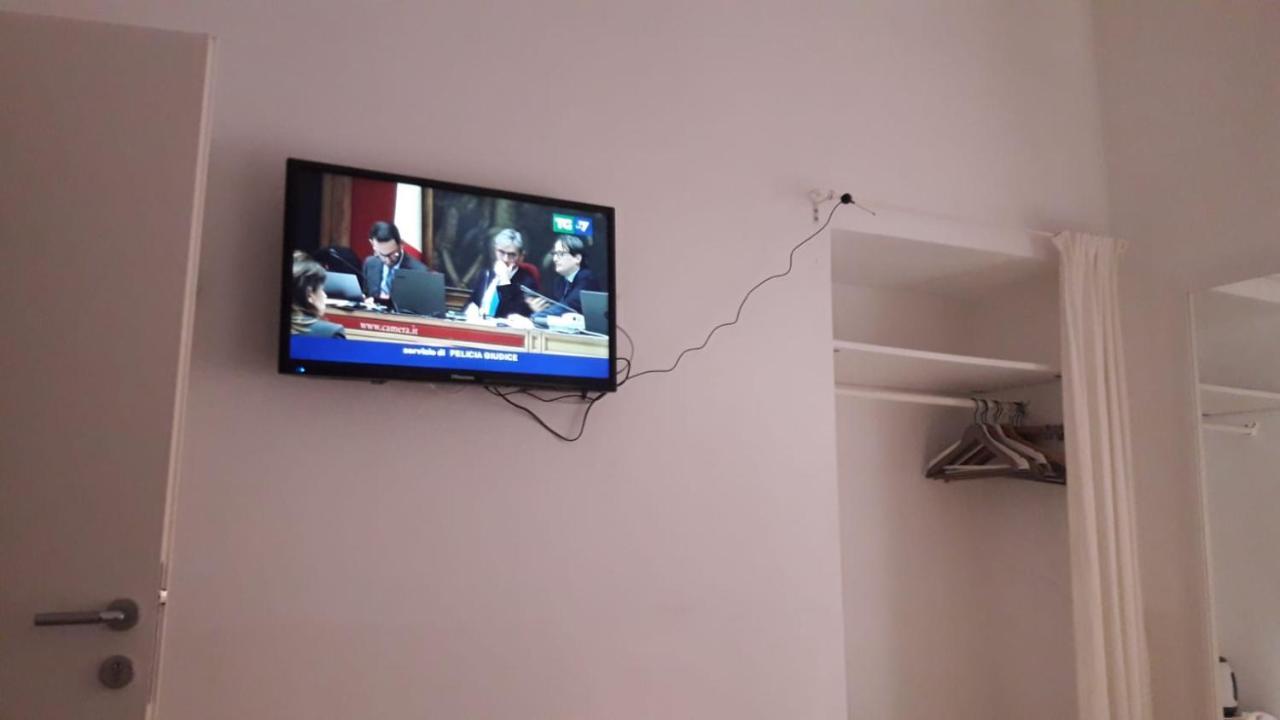 Roma Termini Tina Ya B&B Quarto foto
